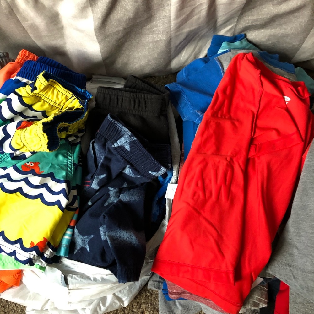 Boys clothes (2T-3T) (used)